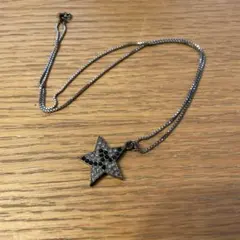 星形ストーン付きネックレス