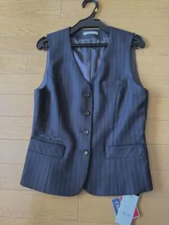 新品未使用 レディース事務服　上下　7号のサムネイル