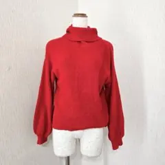 cepo セポ 赤 タートルネックニットトップス バルーンスリーブ（M）