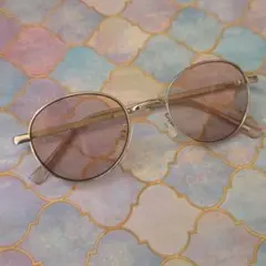 新品 GU サングラスのサムネイル