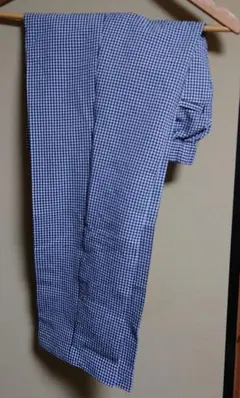 テーパードパンツ　Mサイズ