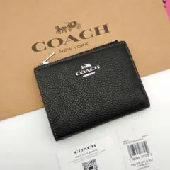 新作　新品　COACH　折り財布　バイフォールド ウォレット