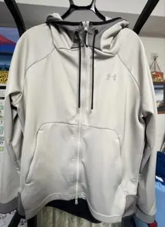 Under Armour フルジップパーカー グレー