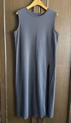 希少✨　パラスパレス　スリット入りノースリーブ　コットンワンピースのサムネイル