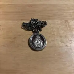 に*に様 ヴィンテージ メダル型ペンダント ネックレス