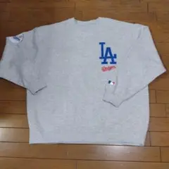 LA Dodgers トレーナーＭサイズ グレー