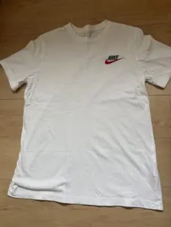 NIKE Tシャツ