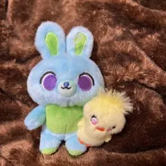 ダッキー&バニー　ぬいぐるみ