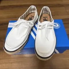 VANS ヴァンズ　RATA MOC V3648CVS2 ホワイト