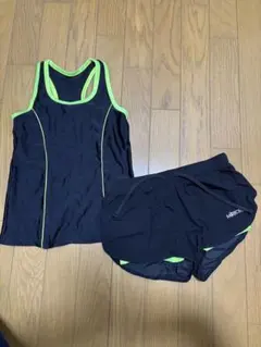 スポーツ タンクトップとショートパンツ セット S