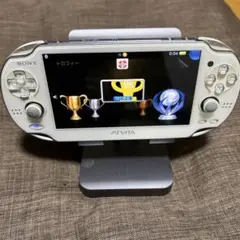 【ジャンク】PS Vita PCH-1100 クリスタル・ホワイト 本体