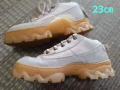 NIKE ナイキ　ラハールローSE　テディベア　23.0cm　17600円