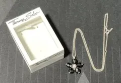 Thomas Sabo ブラックフラワーネックレス