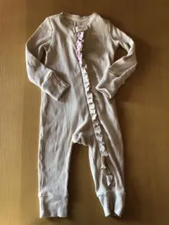 ストライプ柄 ベージュロンパース フリル付き　70サイズ