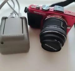 オリンパス　E-pl6 レッドのサムネイル