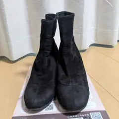 ユニクロ　ストレッチショートブーツのサムネイル