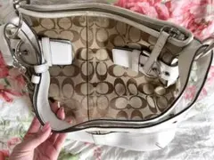 COACH シグネチャー柄ショルダーバッグ 綺麗美品