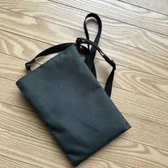 ダークグリーン　サコッシュ バッグ