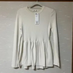 GU ペプラムニットプルオーバー NATURAL