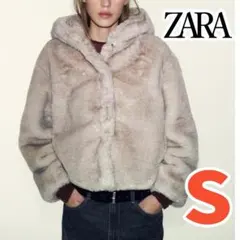 新品‼ ZARA ショートフェイクファーコート フード付き S