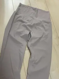 Mサイズ　alo Yoga　 ヨガパンツ ヨガレギンス　ハイウエスト グレージュ