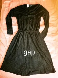 新品未使用　gap ニットワンピース　柔らかい素材　黒