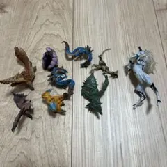 モンハン　怪獣　ミニフィギュア 9体セット　人形遊び　モンスター　コレクション