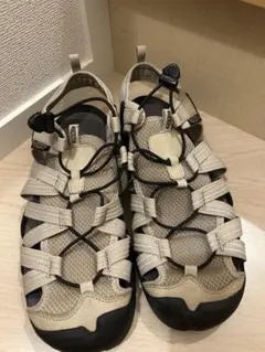 美品】KEEN スポーツサンダル ベージュ28センチ キーン - メルカリ