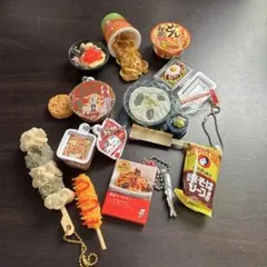 最終価格！ミニチュア★ガチャガチャ★麺界隈必ずオマケ付き