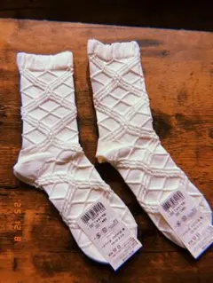 ホワイトダイヤモンド模様ソックス 22~24cm 2枚組