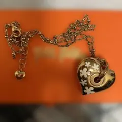 FolliFollieハート型花模様ネックレス