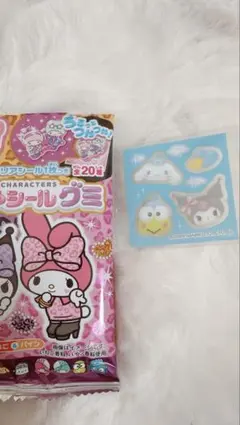 不二家 ペコ× 산리오 キャラクターズうるつやシールグミ