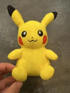 ポケモン ピカチュウ ぬいぐるみ マスコット