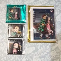 鬼滅の刃 DINING HIROMA アクスタ アクキー 缶バッジ 竈門兄妹