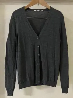 【M】UNIQLO エクストラファインメリノウールVネックカーディガン グレー