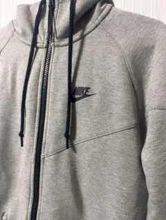 NIKE パーカー グレー メンズ Mサイズ