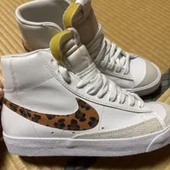 Nike ハイカットスニーカー ホワイト/レオパード