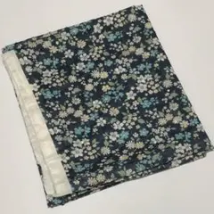 はぎれ カットクロス KOKKA　小花柄　ネイビー　白　水色系　布 生地