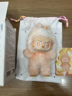 POP MART Big into Energy HAPPINESS