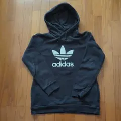 アディダス パーカー