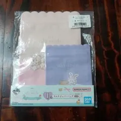 未使用　一番くじ LIL ala mode マルチジッパーバッグ
