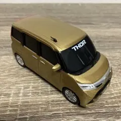 ダイハツ THOR ミニカー ゴールドのサムネイル