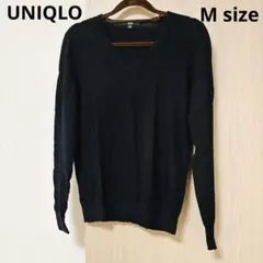 UNIQLO ユニクロ Vネックニット ブラック Mサイズ　毛100%