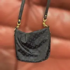ノベルティ商品 LVキラキラバッグ - メルカリ