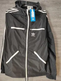 Sサイズ 新品 未使用 タグ付き アディダス　ウインドブレーカー