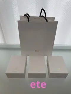 ete エテ　ホワイト　ギフトボックス　ショッパー　ラッピング　4点セットのサムネイル