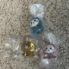 ちいかわ　めじるしアクセサリー3 ハチワレ　うさぎ