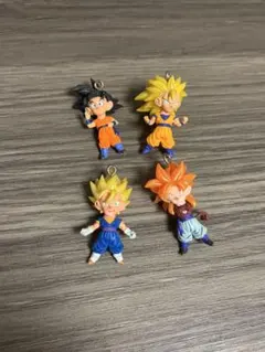 ドラゴンボール アクリルキーホルダー 4種セット 孫悟空 ベジット ゴジータ