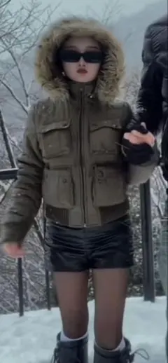 y2k 00s 平成ギャル　グランジ　ファー　短丈　ミリタリー