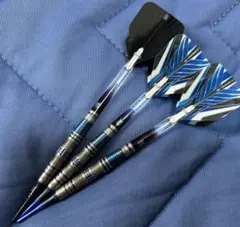 ティガラストヒーロー DARTS HIVE Limited 鈴 木猛大選手モデル - メルカリ